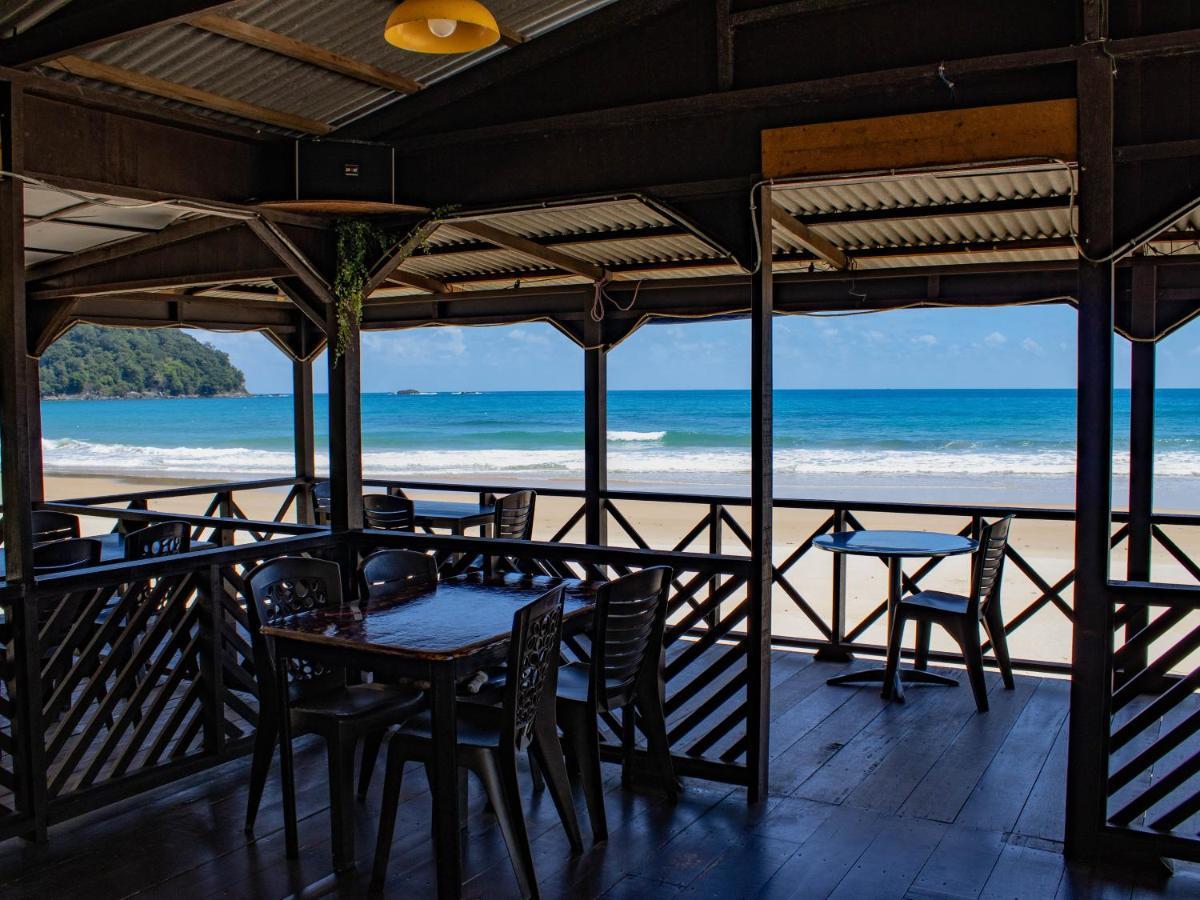 Bushman Tioman Hotel Kampong Juara Bagian luar foto