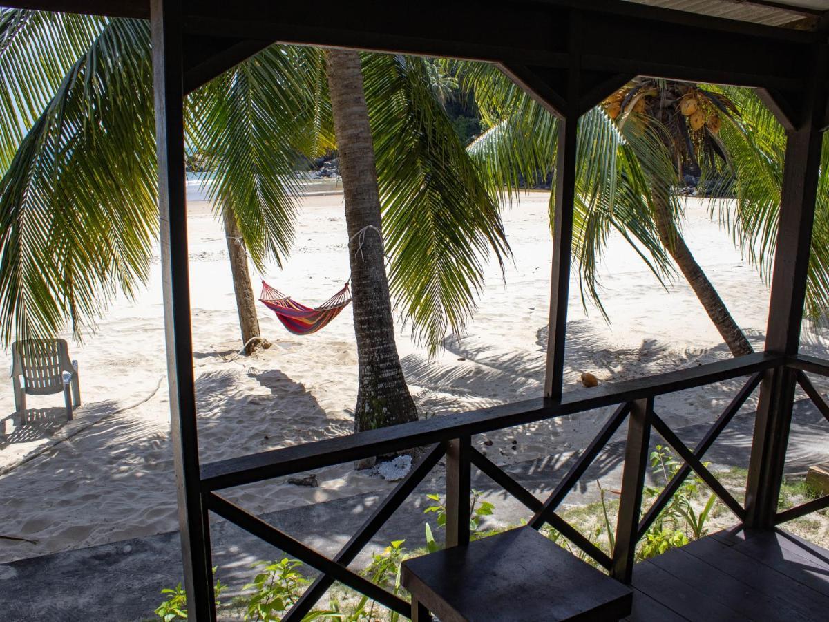 Bushman Tioman Hotel Kampong Juara Bagian luar foto